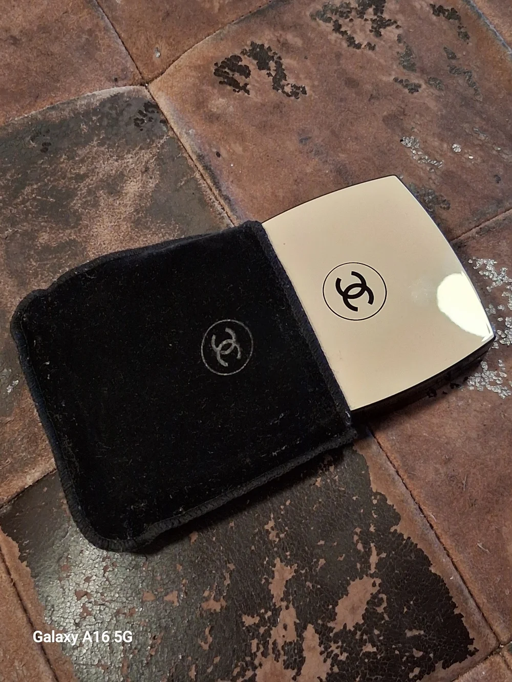 Chanel Compact Foundation with Mirror W/ Velvet Pouch